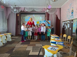 У дошкільних закладах міста Борисполя було проведено конкурс ”Моє краще заняття з мультимедійною презентацією для дітей старшої групи”