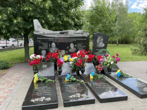 6 червня виповнюється 9-та річниця загибелі екіпажу літака АН-30Б 15-ї бригади транспортної авіації