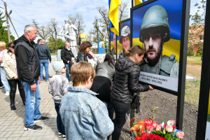 Відкриття Алеї Героїв, особистий прийом громадян – робота у Іванкові