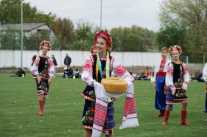 НВК «Гімназія «Перспектива» відзначив 30-річний ювілей відкриттям сучасного стадіону