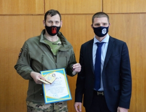 Учаснику бойових дій з Борисполя вручили відзнаку Міноборони