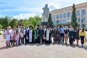 Славетна історія міста: на центральній площі відбулося урочисте відкриття пам’ятника Князю Борису