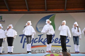 V Всеукраїнський фестиваль-конкурс дитячої та юнацької творчості «Яскрава країна»