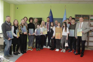 У БОРИСПОЛІ ВРУЧИЛИ СЕРТИФІКАТИ НА ОТРИМАННЯ СТИПЕНДІЙ ПРИЗЕРАМ КОНКУРСІВ ВСЕУКРАЇНСЬКОГО ТА МІЖНАРОДНОГО РІВНІВ