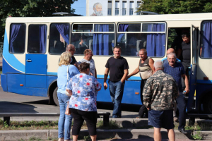 Організовано підвезення мешканців сіл до центру вакцинації