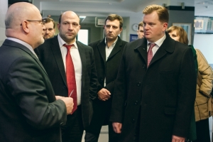 Делегація з Київщини вивчала досвід роботи віницьких ЦНАПів