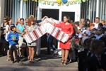 Святковими лінійками у навчальних закладах розпочався новий навчальний рік