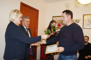 Автомобілісти та дорожники відзначили професійне свято