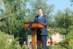 Президент України відвідав Бориспіль аби взяти участь в урочистій церемонії перепоховання останків воїнів, що загинули у 1941 році обороняючи Київ та Київську область від німецько-фашистських загарбників